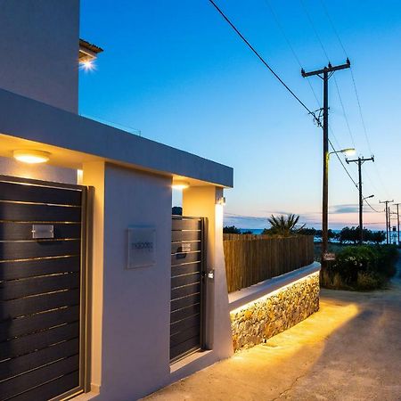 Naiades Apartment- Minthi/ 1 Bedroom, Beachfront Πλακιάς Εξωτερικό φωτογραφία